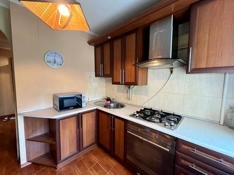 квартира за адресою Космонавтів вул., 104