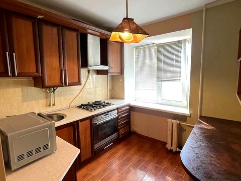 квартира за адресою Космонавтів вул., 104