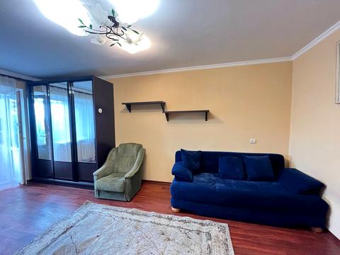 квартира за адресою Космонавтів вул., 104
