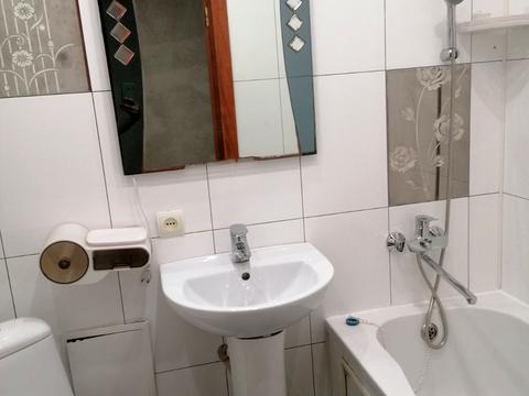 квартира за адресою Космонавтів вул., 104