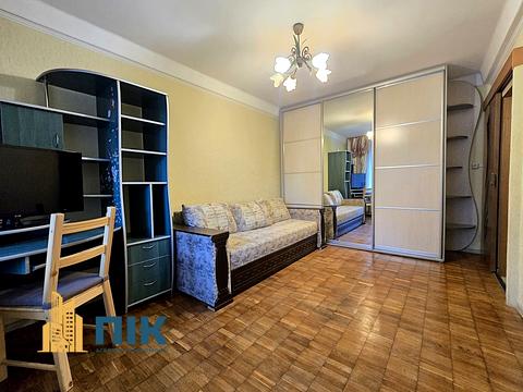квартира за адресою Йорданська вул. (Лайоша Гавро), 4