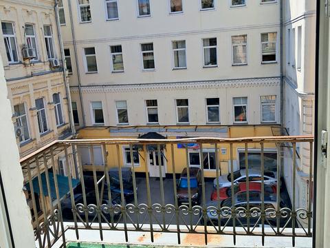 комерційна за адресою Хрещатик вул. (Kreschatic), 44