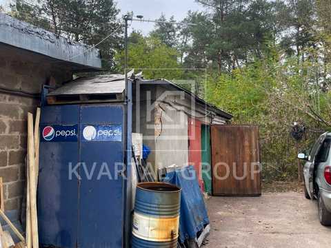 паркомісце за адресою Авіаконструктора Антонова вул., 11