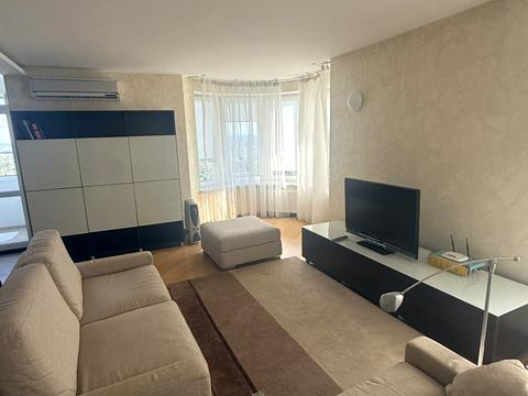 квартира за адресою Дніпровська набережна вул., 26