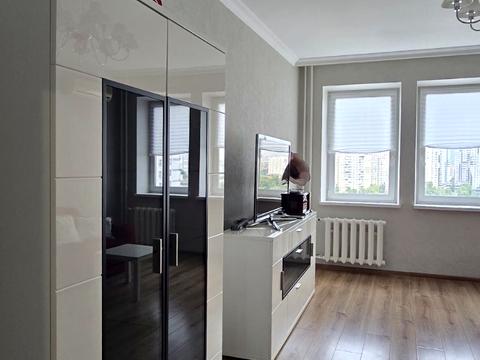 квартира за адресою Миколи Бажана просп., 14