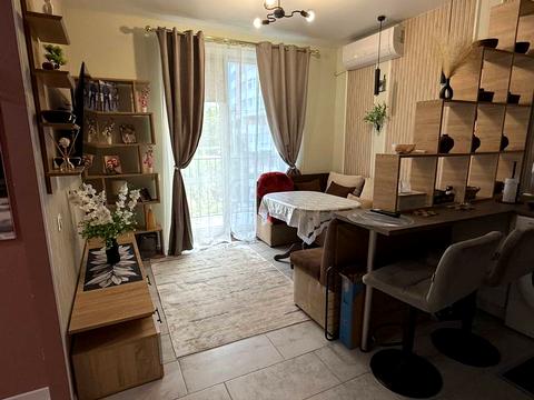 квартира за адресою Вереснева вул., 21