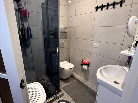 квартира за адресою Вереснева вул., 21