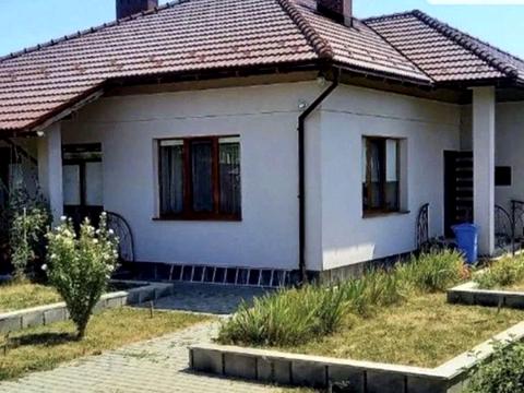 дом по адресу Вишнева ул. (Поліни Осипенко)