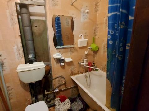 квартира за адресою Космонавтів вул., 98