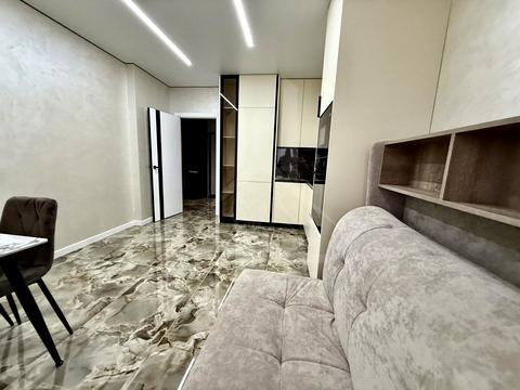 квартира за адресою Володимира Навроцького вул., 35