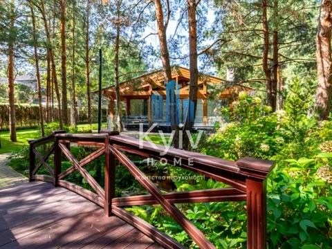 дом по адресу вул. Боброва, 5