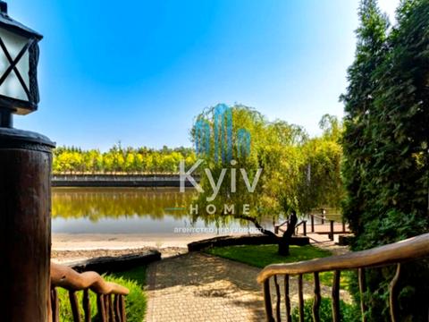 дом по адресу вул. Боброва, 5