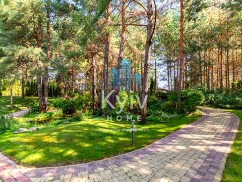 дом по адресу вул. Боброва, 5