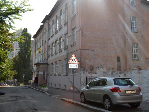 квартира за адресою Київ, Алли Горської пров. (Чеслава Бєлінського), 5