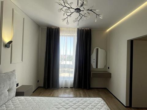 квартира за адресою Августина Волошина вул., 18