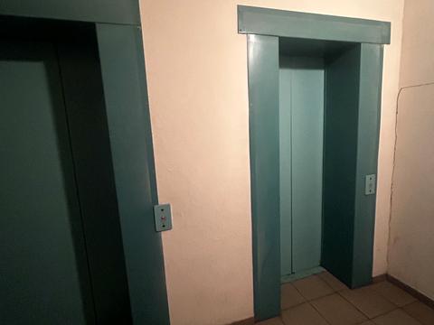 квартира за адресою Академіка Корольова вул., 5/4