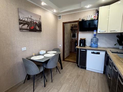 квартира за адресою Дніпровські Пороги вул., 25