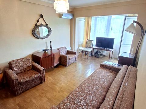 квартира за адресою Євгена Коновальця вул. (Щорса), 35