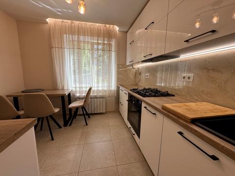 квартира за адресою Сергія Короля вул. (Бережанська), 55