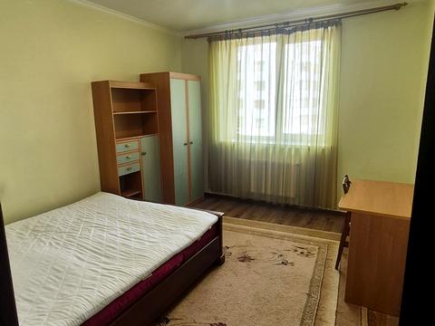 квартира за адресою Хотинська вул., 12
