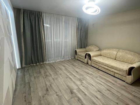 квартира за адресою Сім'ї Кульженків вул. (Петра Дегтяренка), 37