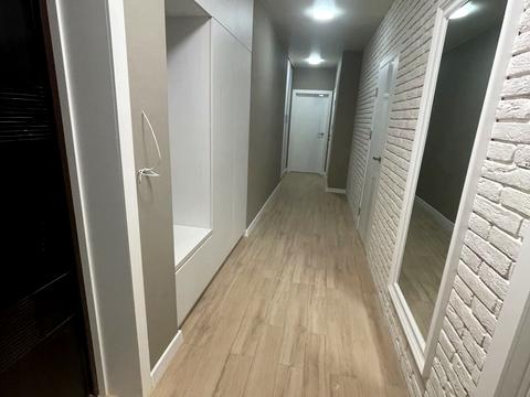 квартира за адресою Сім'ї Кульженків вул. (Петра Дегтяренка), 37
