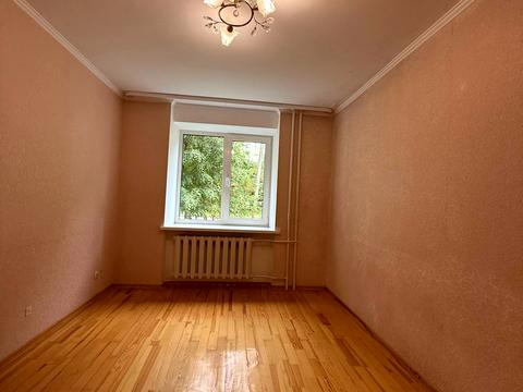 квартира за адресою Академіка Грушевського вул., 75