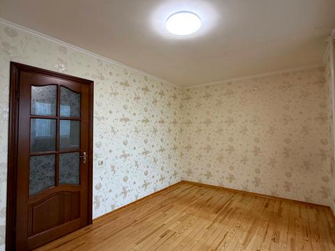 квартира за адресою Академіка Грушевського вул., 75