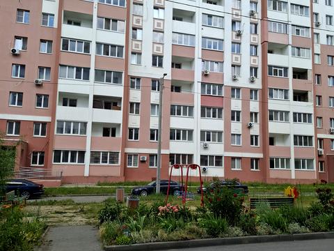 квартира за адресою Козакевича вул., 28