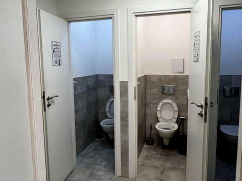 коммерческая по адресу Фізкультури ул., 28
