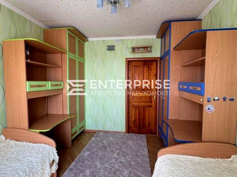 квартира за адресою Миколи Ушакова вул., 18