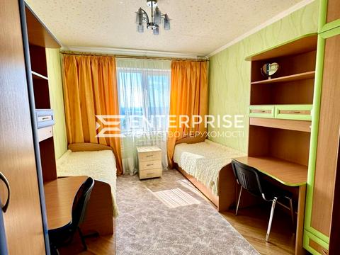 квартира за адресою Миколи Ушакова вул., 18