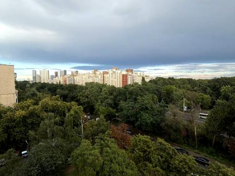 квартира за адресою Академіка Глушкова просп., 34