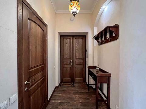 квартира за адресою Шовковична вул., 38