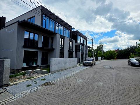 квартира за адресою Героїв Майдану вул. (Червоноармійська), 270