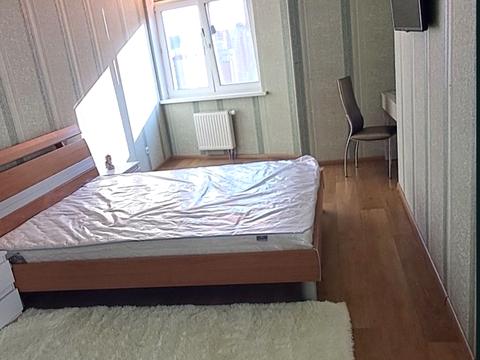 квартира за адресою Анни Ахматової вул., 22