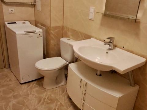 квартира за адресою Анни Ахматової вул., 22
