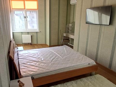 квартира за адресою Анни Ахматової вул., 22