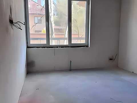 коммерческая по адресу Радистов ул., 40-Г