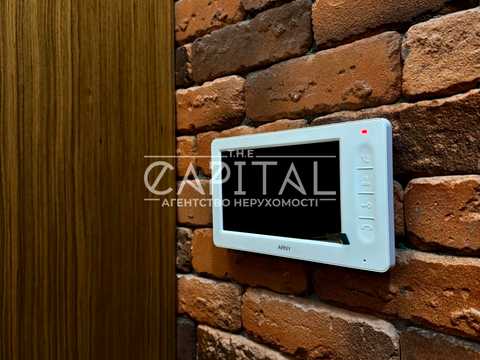 комерційна за адресою Почайнинська вул., 70