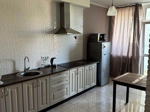 квартира за адресою Драгоманова вул., 2-Б