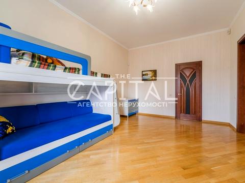 будинок за адресою Депутатська вул., 7