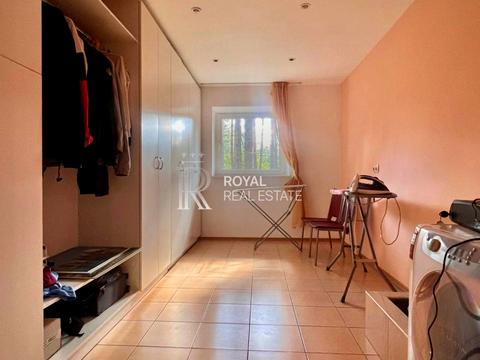 будинок за адресою Зоряна