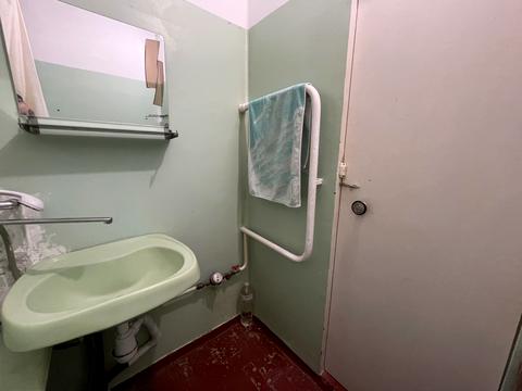 квартира за адресою Академіка Глушкова просп., 51