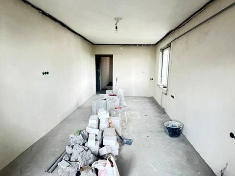 квартира по адресу Космонавтов ул., 140-А