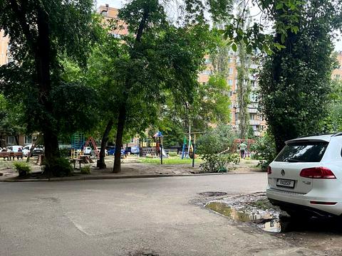 квартира по адресу Космонавтов ул., 140-А