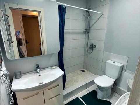 квартира за адресою Бакинська вул., 37-А