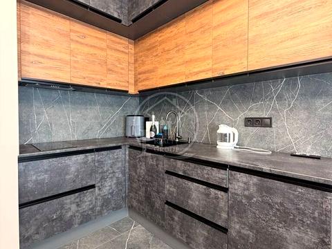 квартира за адресою Літературна вул., 10-Б