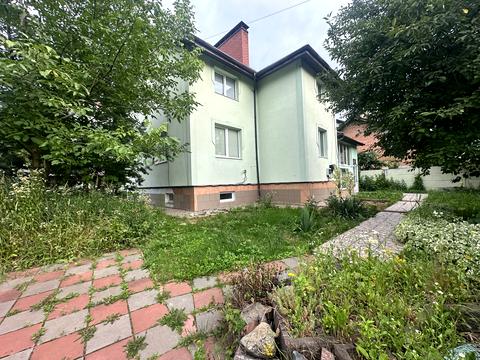 будинок за адресою Вишнева вул.