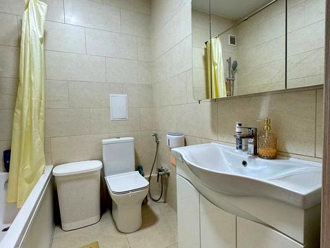 квартира за адресою Дмитра Коцюбайла вул., (Будинок)